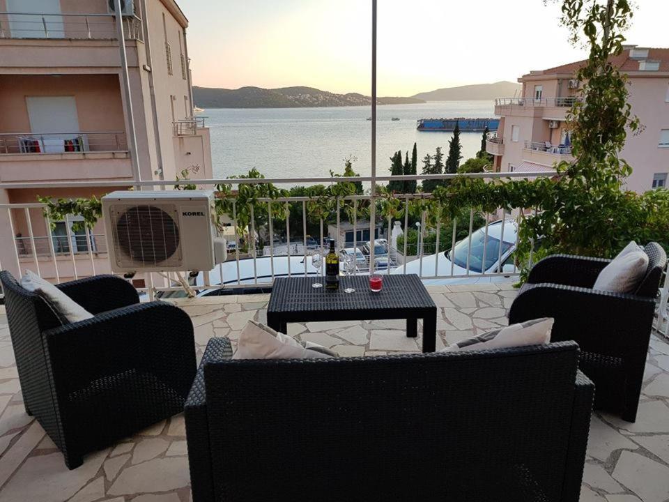 Adriatic Apartments Trogir Eksteriør bilde